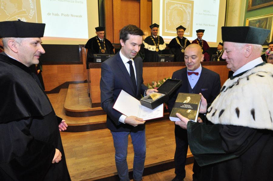 Kliknij aby zobaczyć pełny rozmiar