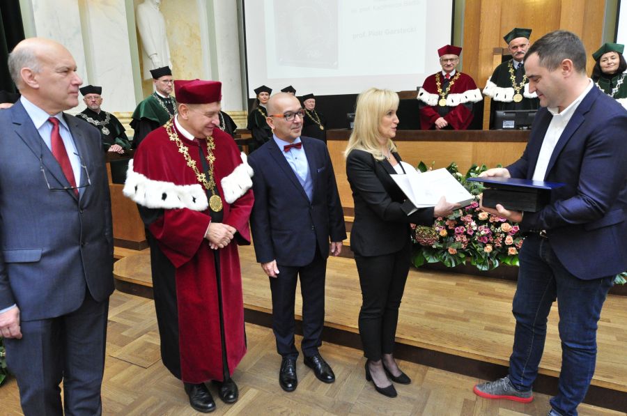 Kliknij aby zobaczyć pełny rozmiar