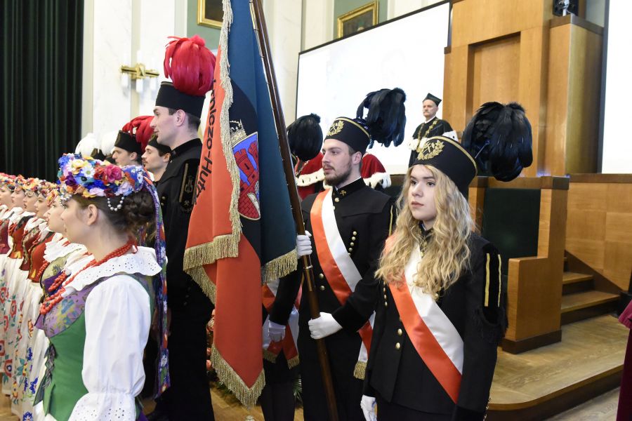 Kliknij aby zobaczyć pełny rozmiar