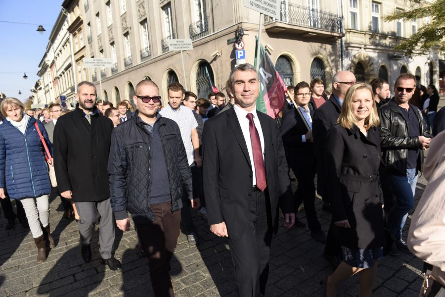 Kliknij aby zobaczyć pełny rozmiar