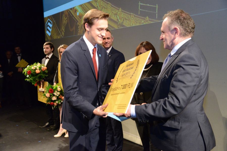 Kliknij aby zobaczyć pełny rozmiar