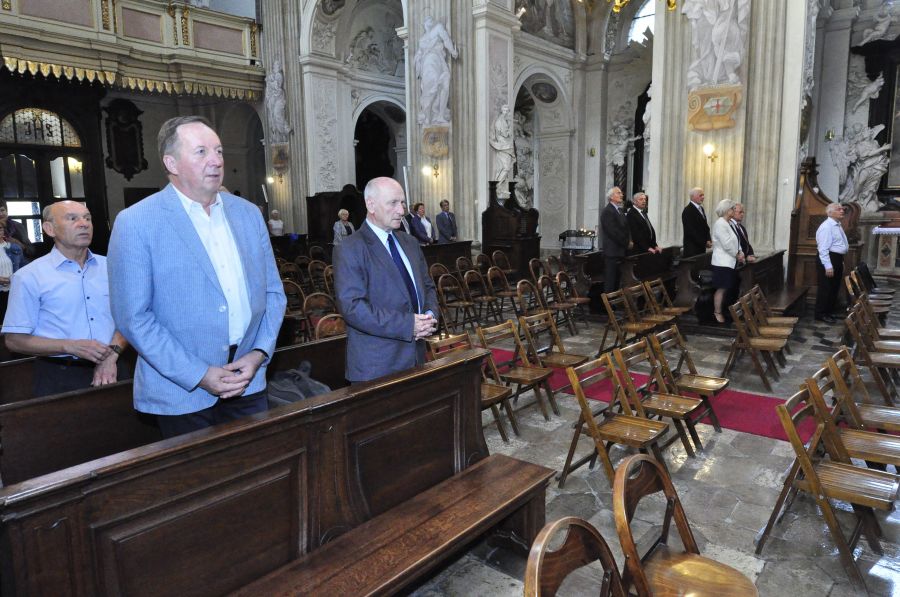 Kliknij aby zobaczyć pełny rozmiar