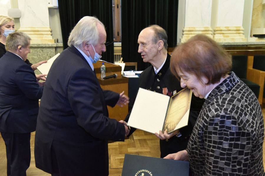 Kliknij aby zobaczyć pełny rozmiar