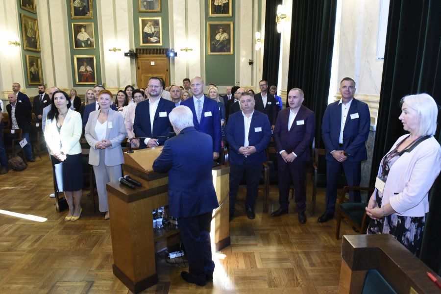 Kliknij aby zobaczyć pełny rozmiar