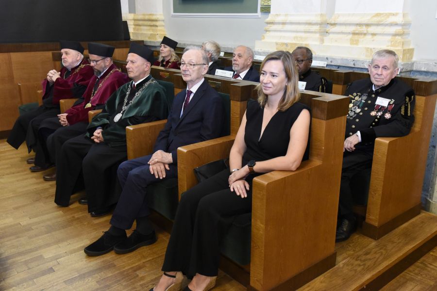 Kliknij aby zobaczyć pełny rozmiar