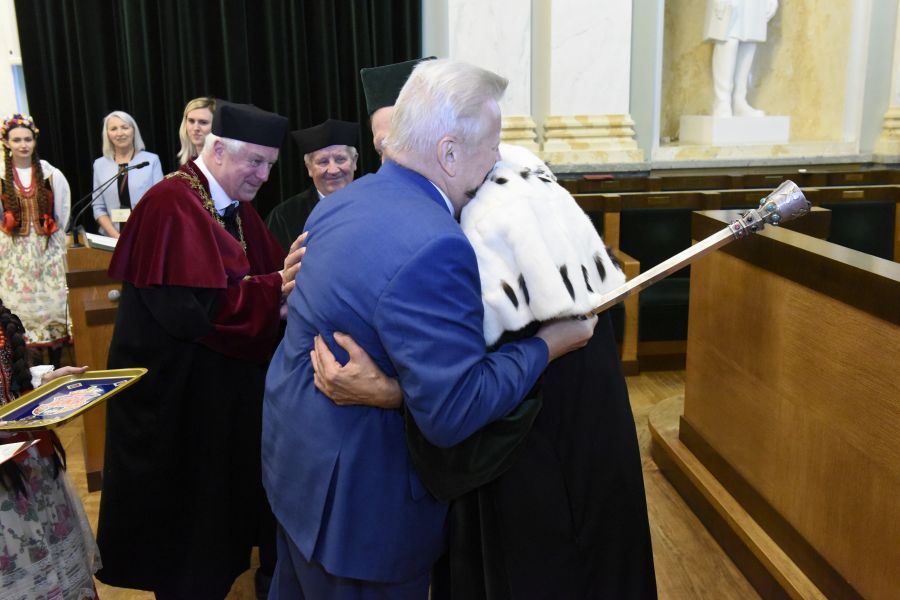 Kliknij aby zobaczyć pełny rozmiar