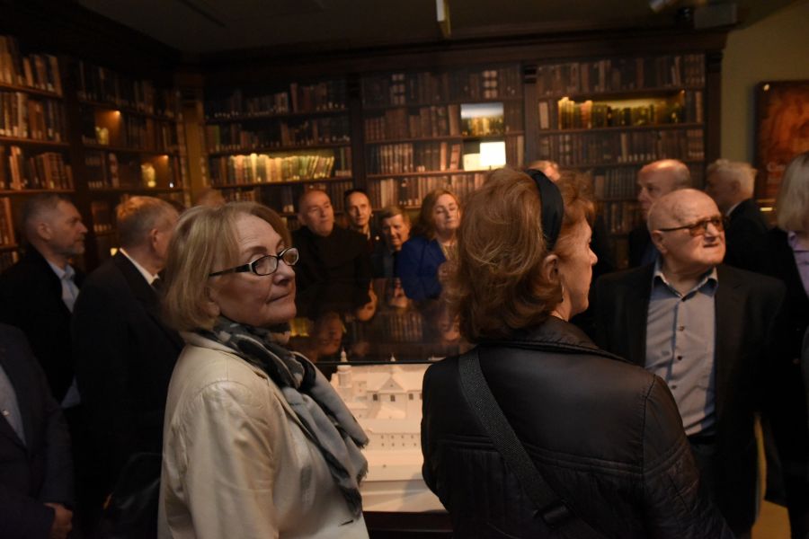 Kliknij aby zobaczyć pełny rozmiar