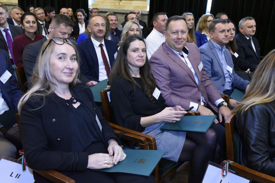Kliknij aby zobaczyć pełny rozmiar