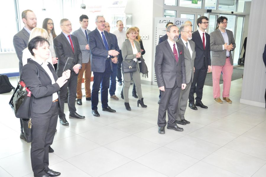 Kliknij aby zobaczyć pełny rozmiar