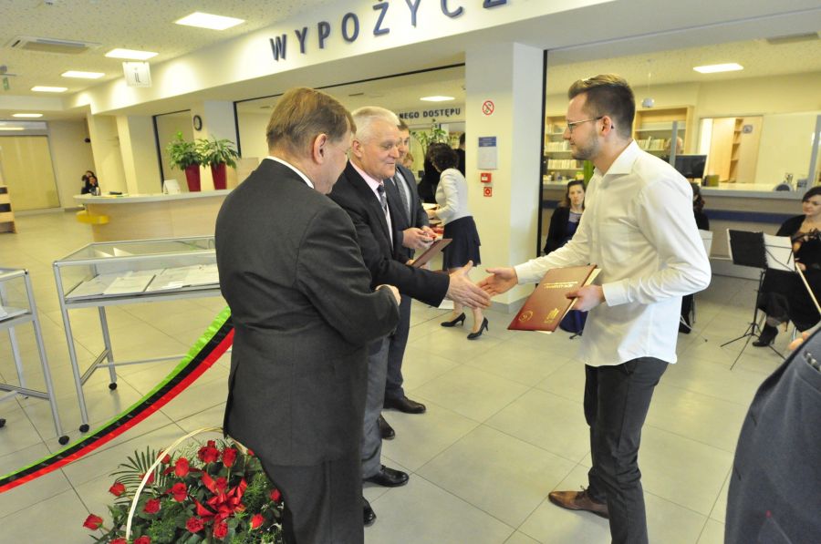 Kliknij aby zobaczyć pełny rozmiar