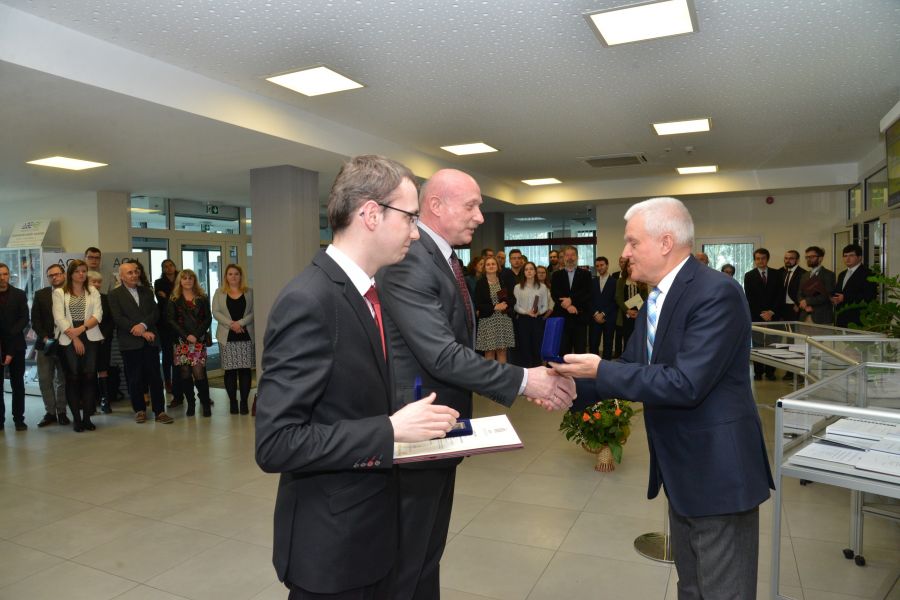 Kliknij aby zobaczyć pełny rozmiar