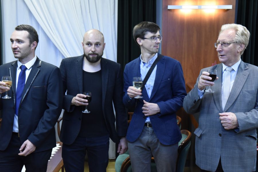 Kliknij aby zobaczyć pełny rozmiar