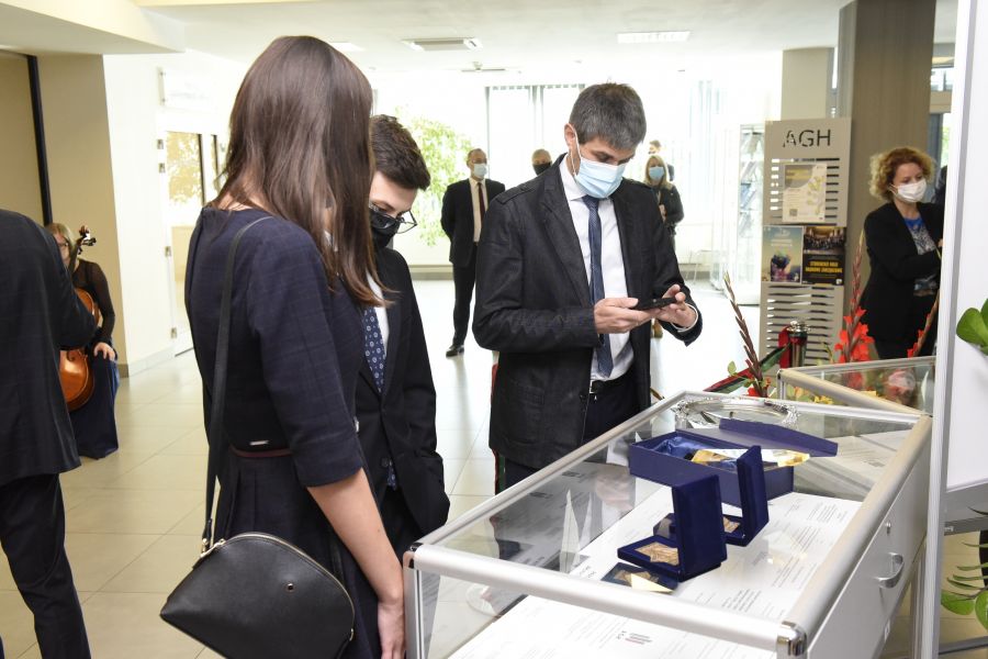 Kliknij aby zobaczyć pełny rozmiar