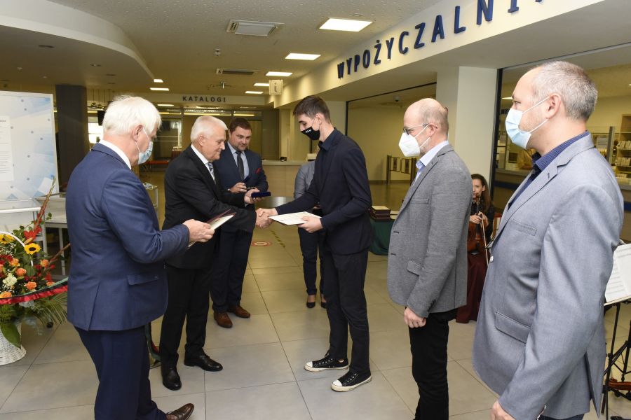 Kliknij aby zobaczyć pełny rozmiar