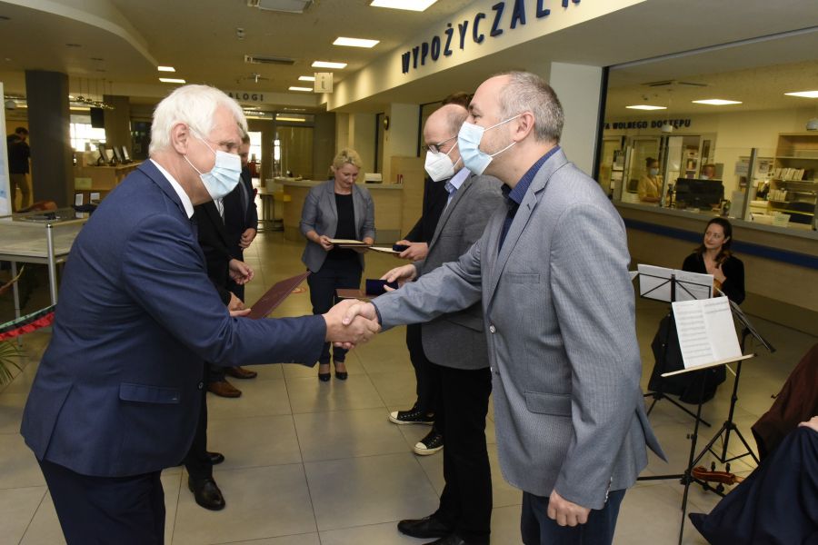 Kliknij aby zobaczyć pełny rozmiar