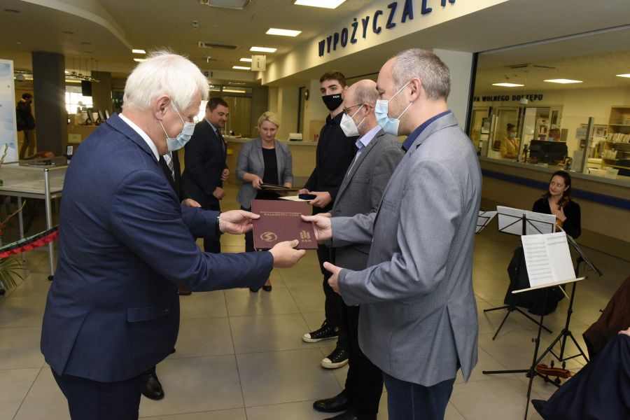 Kliknij aby zobaczyć pełny rozmiar