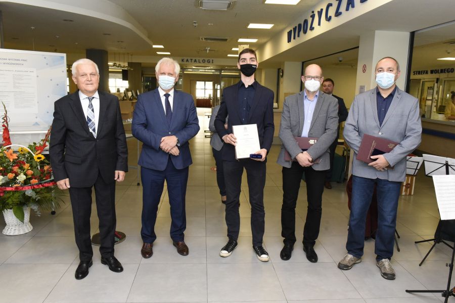 Kliknij aby zobaczyć pełny rozmiar