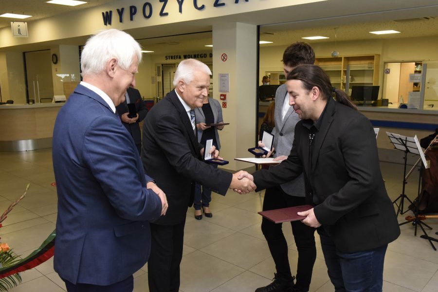 Kliknij aby zobaczyć pełny rozmiar