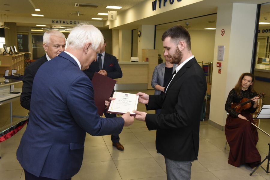 Kliknij aby zobaczyć pełny rozmiar