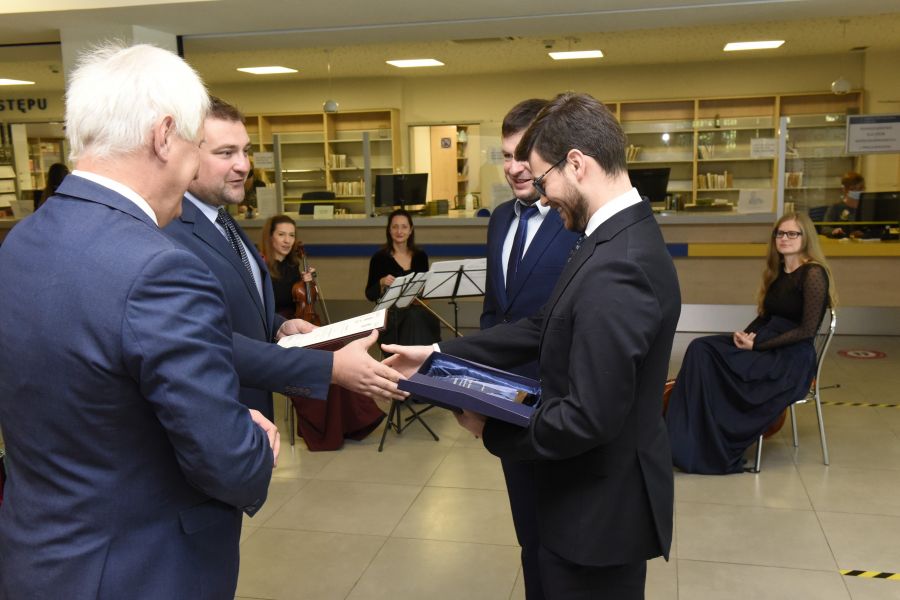 Kliknij aby zobaczyć pełny rozmiar