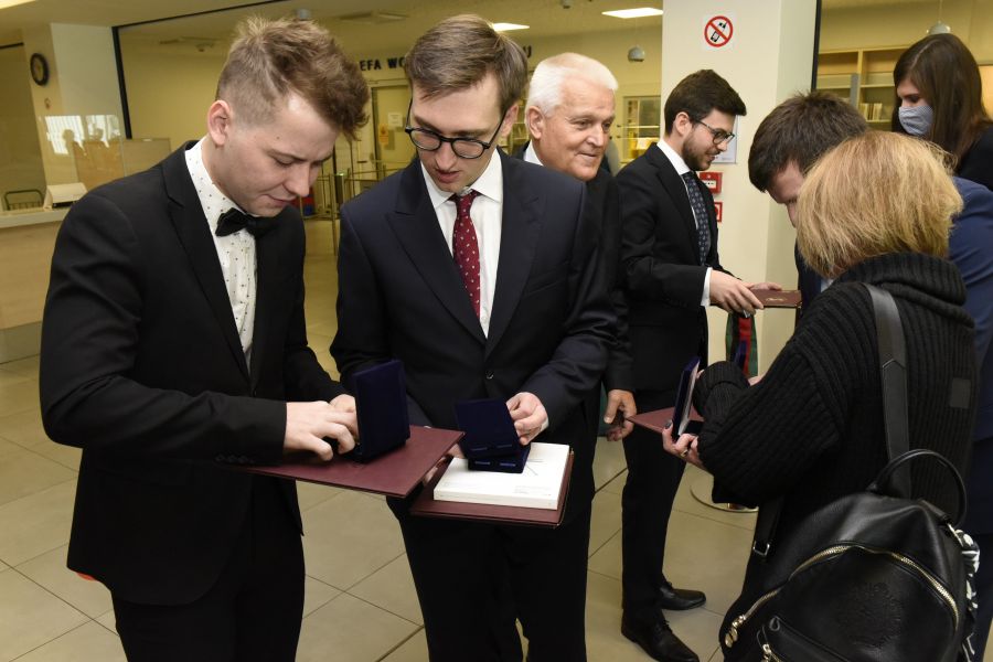 Kliknij aby zobaczyć pełny rozmiar