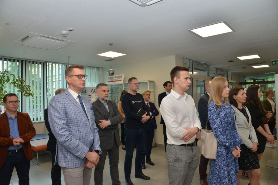 Kliknij aby zobaczyć pełny rozmiar