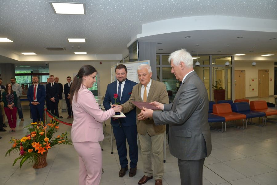 Kliknij aby zobaczyć pełny rozmiar