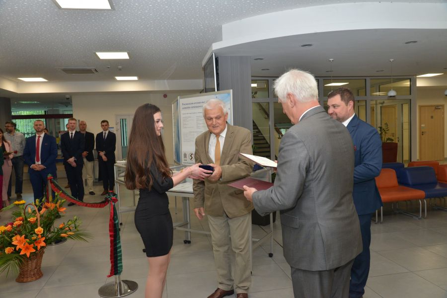 Kliknij aby zobaczyć pełny rozmiar