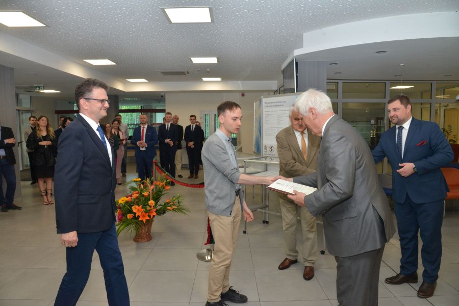 Kliknij aby zobaczyć pełny rozmiar