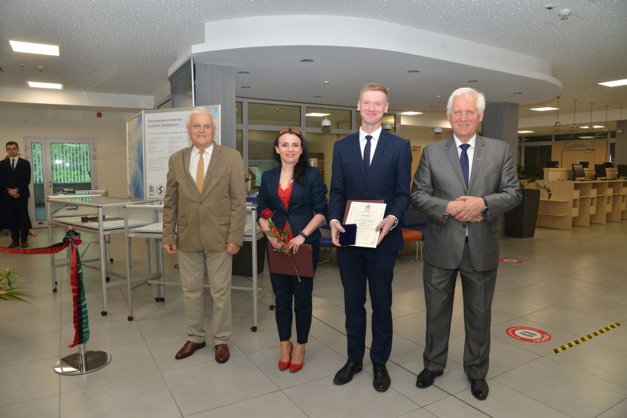 Kliknij aby zobaczyć pełny rozmiar