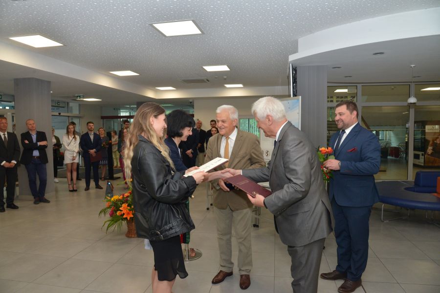 Kliknij aby zobaczyć pełny rozmiar