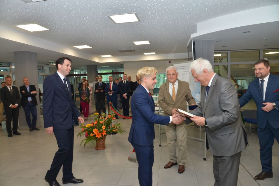 Kliknij aby zobaczyć pełny rozmiar