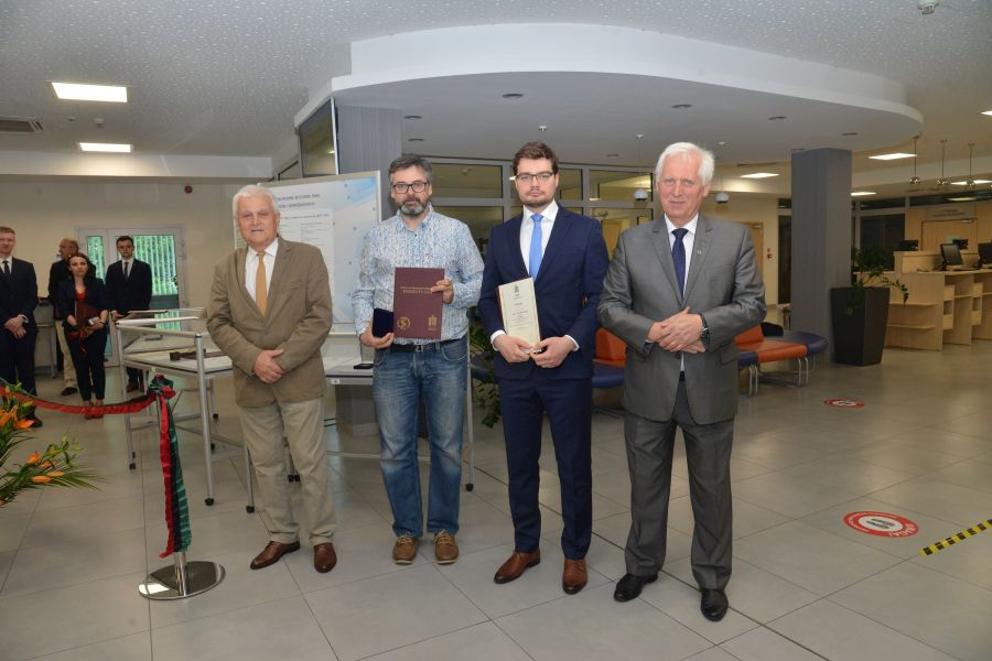 Kliknij aby zobaczyć pełny rozmiar