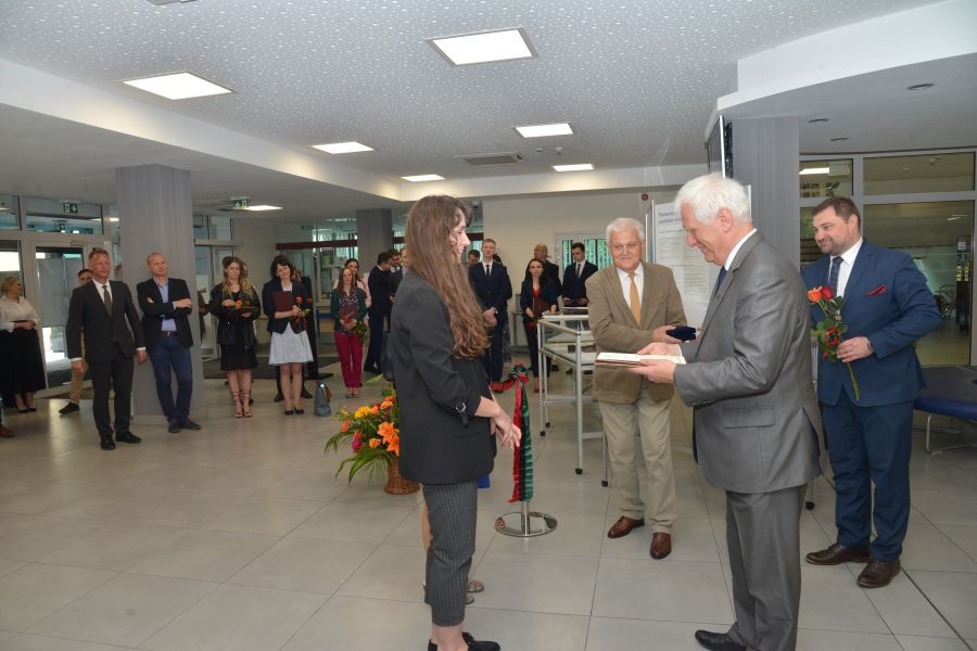 Kliknij aby zobaczyć pełny rozmiar