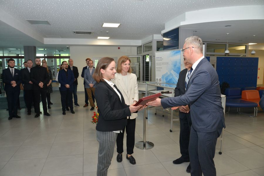 Kliknij aby zobaczyć pełny rozmiar