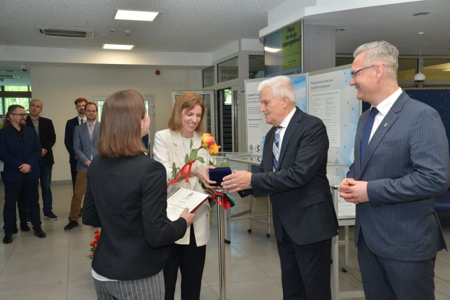 Kliknij aby zobaczyć pełny rozmiar