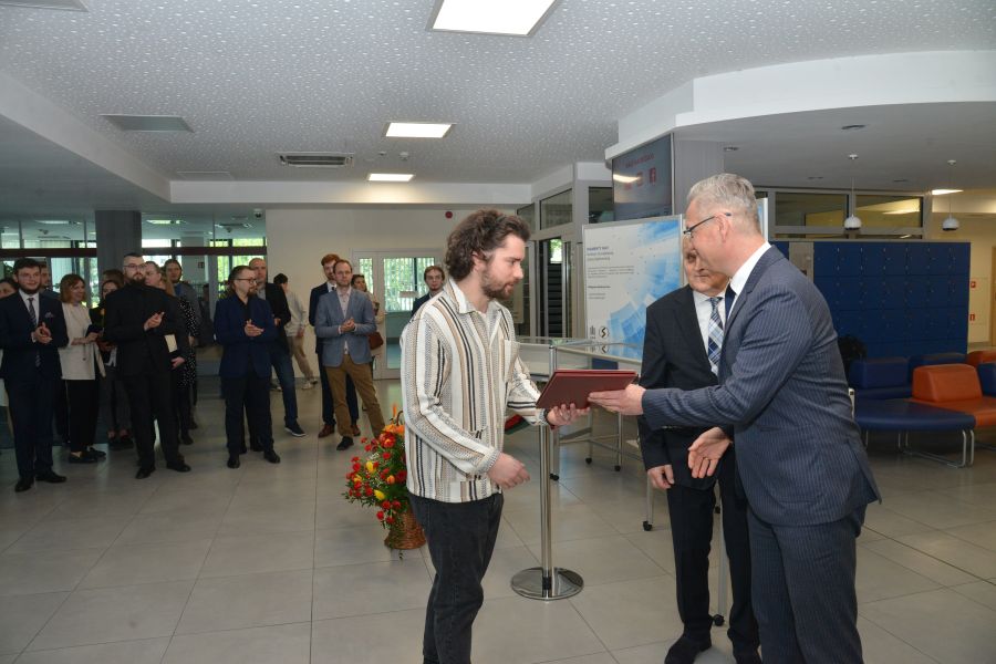 Kliknij aby zobaczyć pełny rozmiar