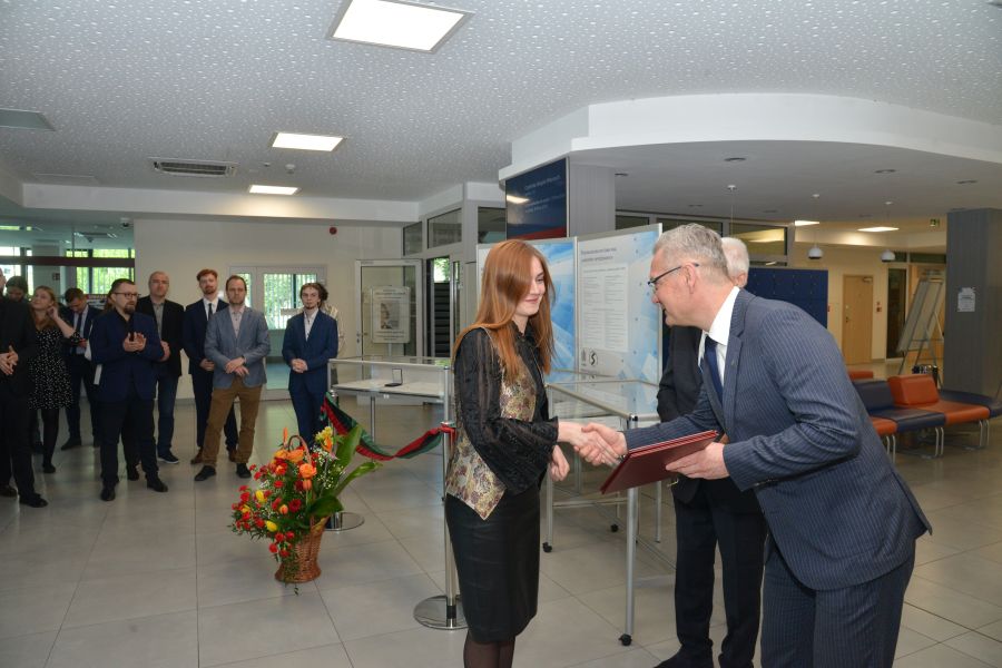 Kliknij aby zobaczyć pełny rozmiar