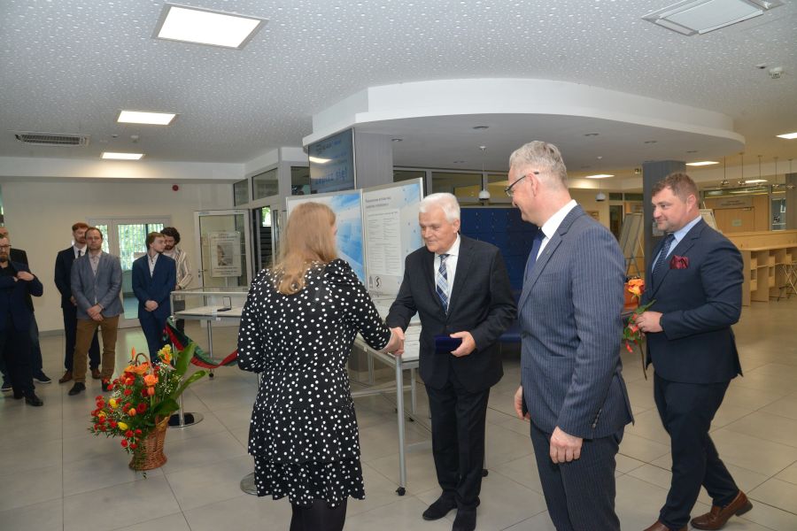 Kliknij aby zobaczyć pełny rozmiar