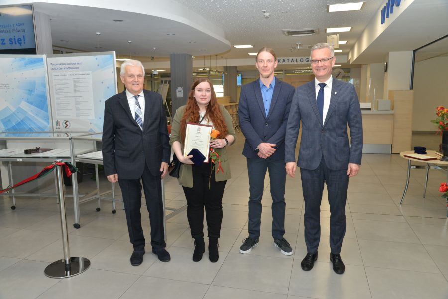 Kliknij aby zobaczyć pełny rozmiar