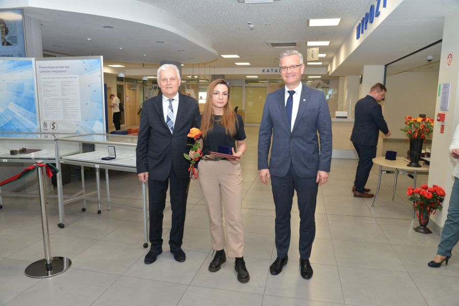 Kliknij aby zobaczyć pełny rozmiar