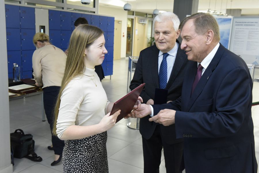 Kliknij aby zobaczyć pełny rozmiar