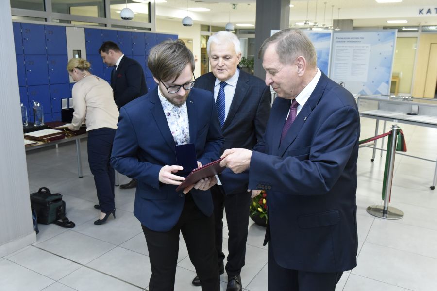 Kliknij aby zobaczyć pełny rozmiar