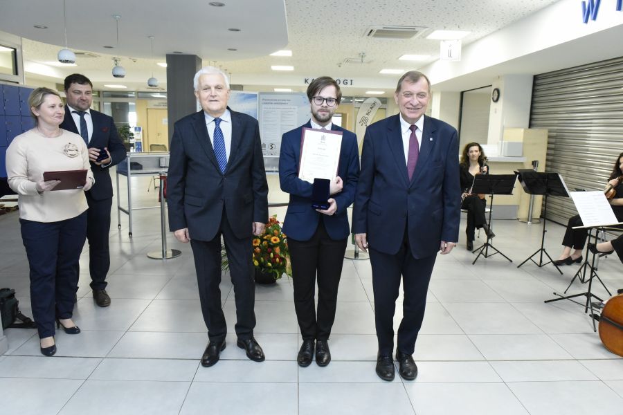 Kliknij aby zobaczyć pełny rozmiar