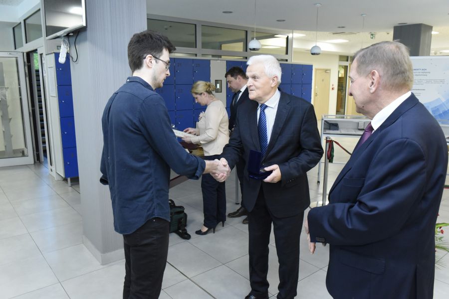 Kliknij aby zobaczyć pełny rozmiar