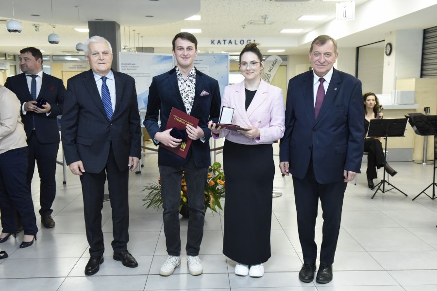 Kliknij aby zobaczyć pełny rozmiar