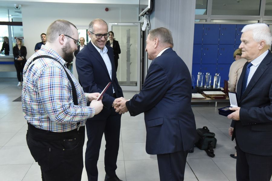 Kliknij aby zobaczyć pełny rozmiar