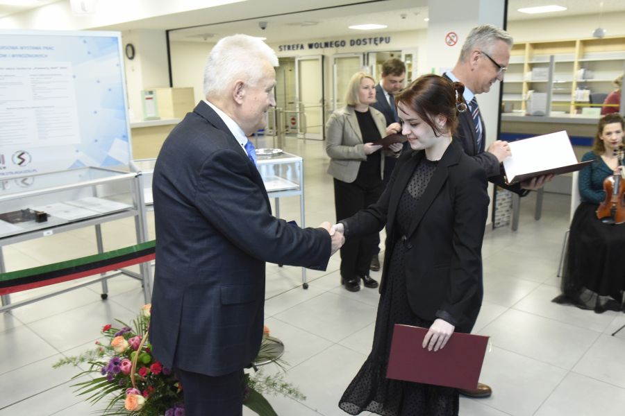 Kliknij aby zobaczyć pełny rozmiar