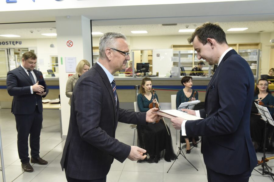 Kliknij aby zobaczyć pełny rozmiar