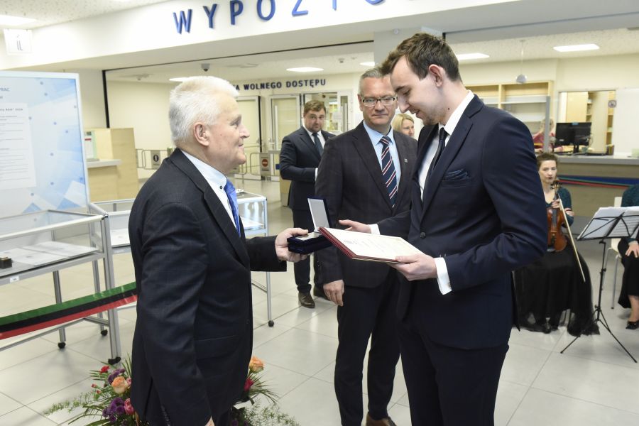 Kliknij aby zobaczyć pełny rozmiar